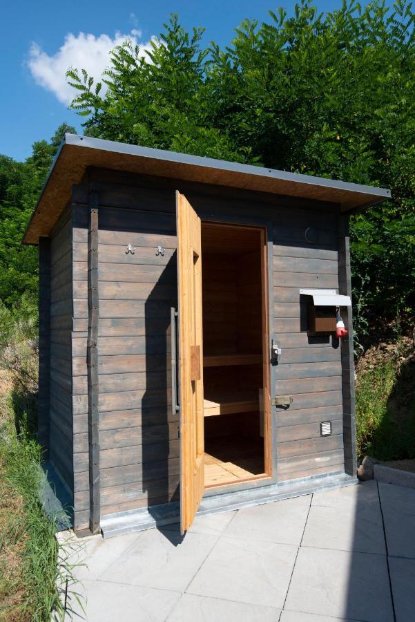 Wellness Bungalov - Vodni Nadrz Slapy - 40Km Od Prahy Necin Exterior photo